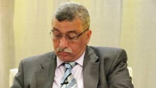الكاتب الصحفى محمود نفادى