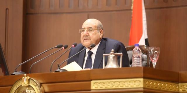 رئيس ( الشيوخ) يهنئ الرئيس السيسي بذكرى تحرير سيناء
