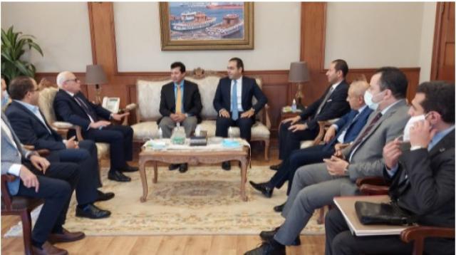 وزير الرياضة يصل بورسعيد لتنفيذ التوجيهات الرئاسية بإنشاء ستاد النادي المصري