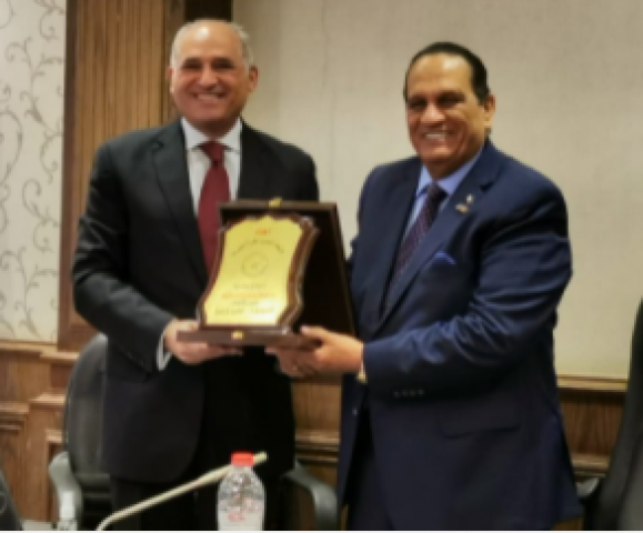  المستشار عمرو حسين