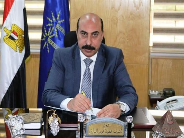 محافظ أسوان يكلف وحدة حياة كريمة بالاستماع لمطالب أهالى قرى مركز دراو محافظ أسوان يكلف وحدة حياة كريمة بالاستماع لمطالب أهالى قرى مركز دراو