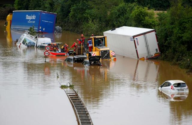 مكافحة الفيضانات في ولاية شمال الراين ويستفاليا غربي ألمانيا