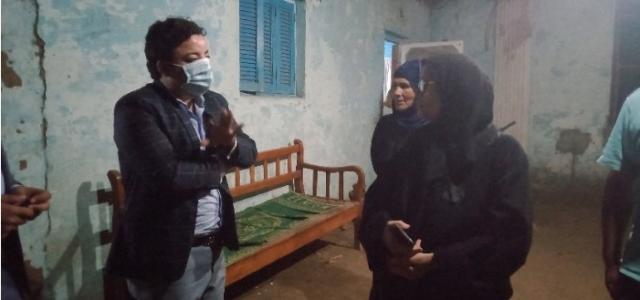 نقيب شباب المحامين بالقليوبية لوالدة الزوج الضحية بطوخ : نثق في قضاء مصر العادل والشامخ