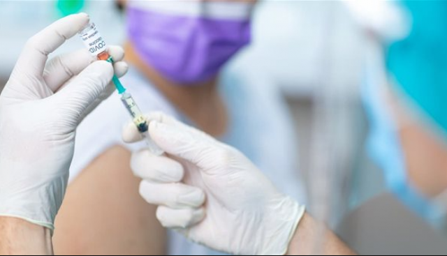 ماليزيا: تطعيم أكثر من 18 مليون شخص بلقاح كورونا