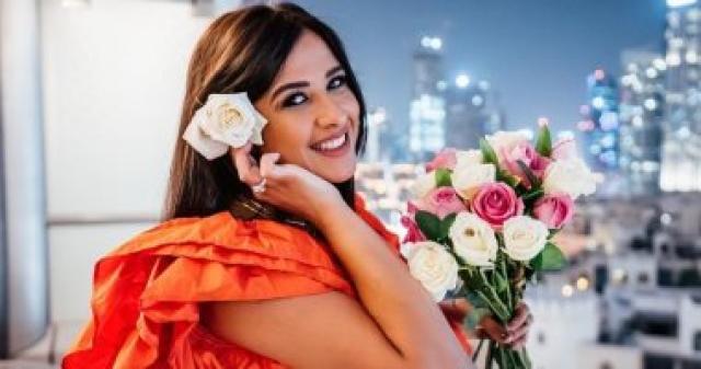 ياسمين عبد العزيز