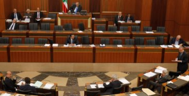 رئيس لجنة الصحة بالبرلمان اللبنانى: البلاد مهددة بمأزق صحى أكبر الشهر المقبل