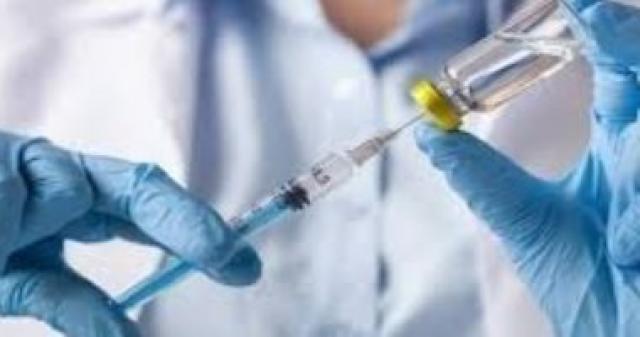 انتشار مكثف للفرق الطبية بجميع مراكز اللقاح بالدقهلية
