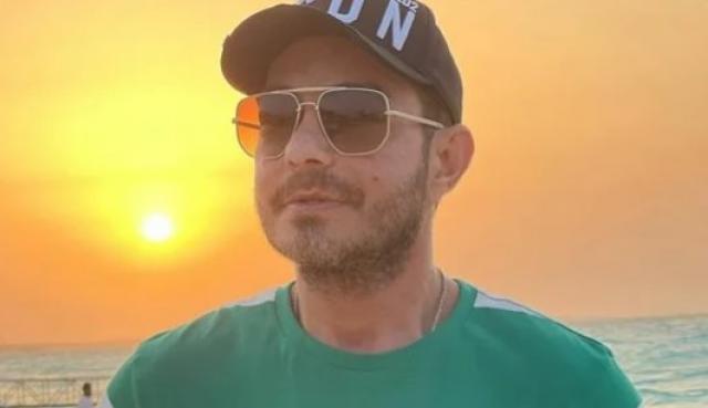 الفنان أحمد زاهر