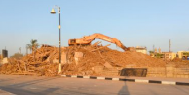 إزالة قصر أندراوس التاريخى بالكامل بكورنيش مدينة الأقصر