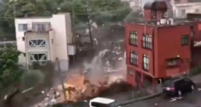 المكسيك: مقتل شخص وفقدان 10 آخرين في انهيار أرضي شمال العاصمة
