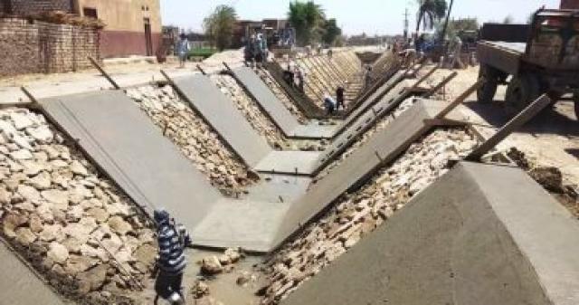 محافظ سوهاج: 172 ترعة بمشروع التبطين بتكلفة 1.6 مليار جنيه