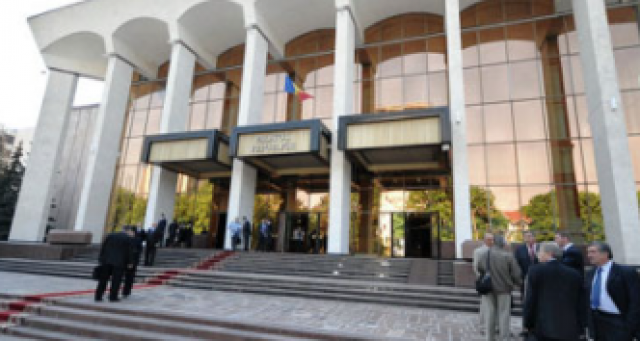 برلمان مولدوفا يقر مشروع قانون ينظم عمل الهيئات الرئيسية
