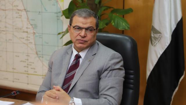 وزير القوى العاملة 