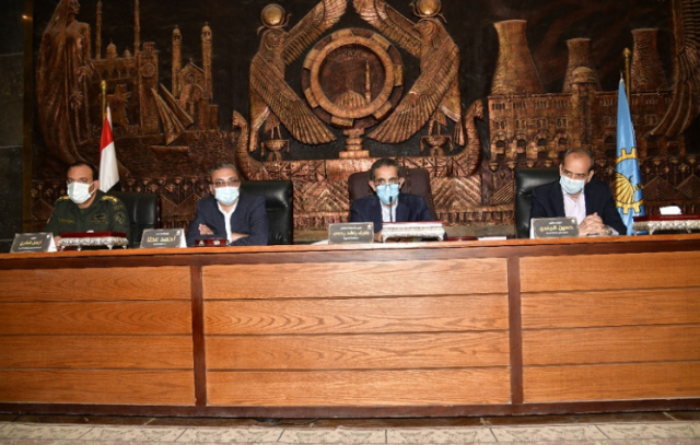 محافظ ”الغربية” يترأس اجتماع المجلس التنفيذي للمحافظة