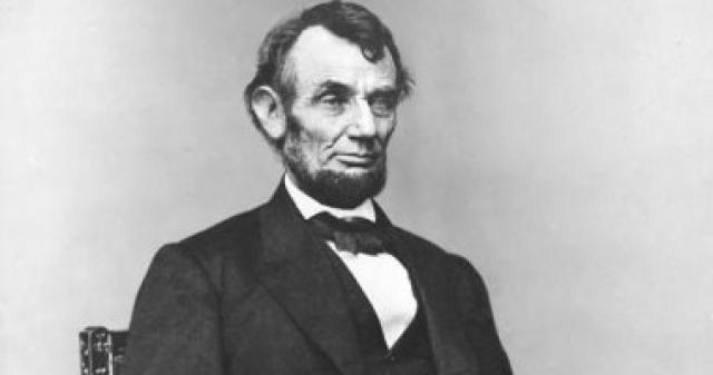 ”لينكولن” يصدر تحرير العبيد فى أمريكا.. والحرب الأهلية تشتد