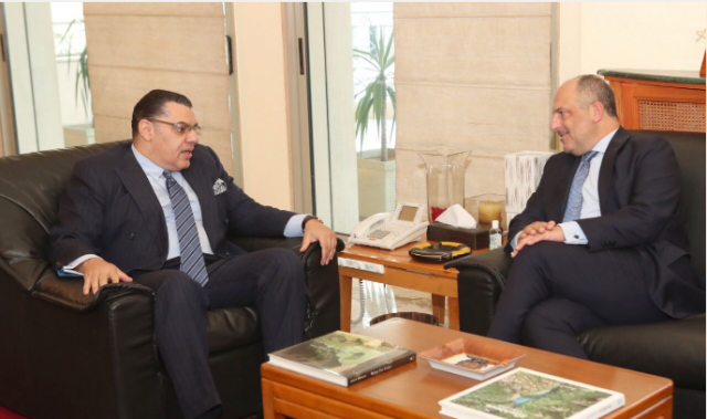 السفير المصرى ببيروت وبوعاصى