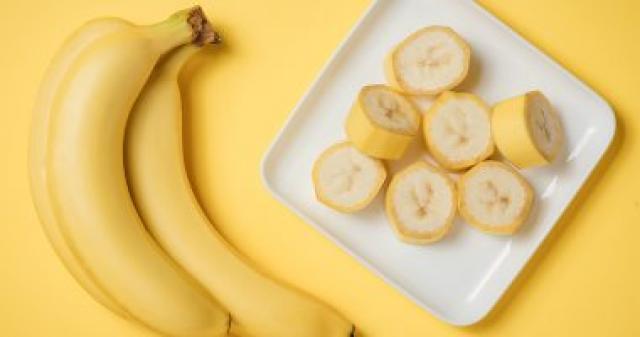 ماذا يحدث فى جسمك عند تناول الموز يوميا؟ 7 فوائد + وقاية من السرطان