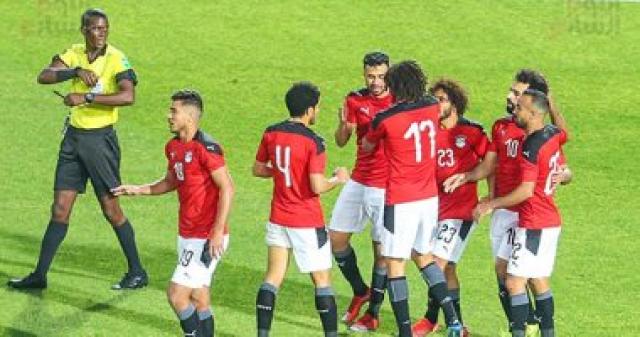 لاعب منتخب ليبيا السابق: اعتماد منتخب مصر على لاعبي الأهلي والزمالك سيساعدنا