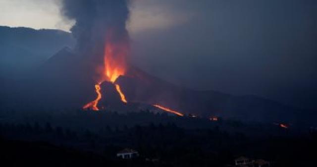 تدفق جديد لبركان لابالما
