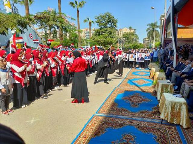 عرض عسكري بجامعة المنصورة احتفالا بالذكرى 48 لنصر أكتوبر