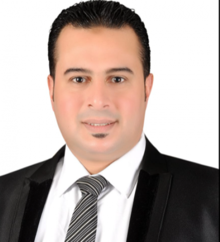 المحامى أيمن عبد اللطيف