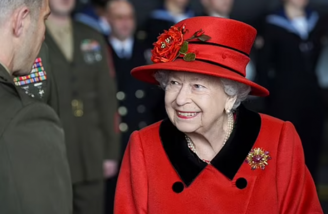 الملكة اليزابيث