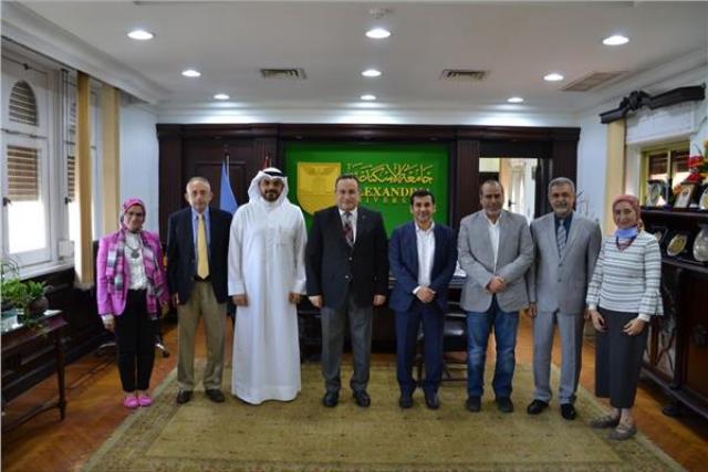 رئيس جامعة الإسكندرية يستقبل الملحق الثقافي الكويتي لبحث التعاون بين الجانبين