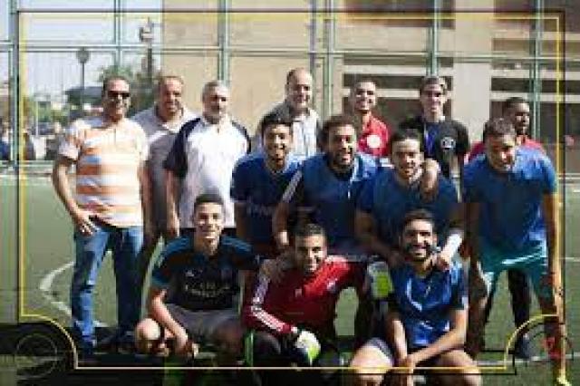 طلاب جامعة عين شمس