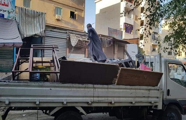 حملات لإعادة الانضباط لشوارع حي الساحل