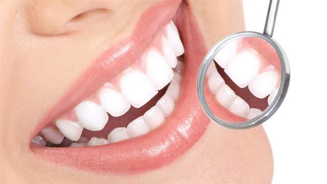 نظام غئاي لعلاج تسوس الأسنان وحماية اللثة