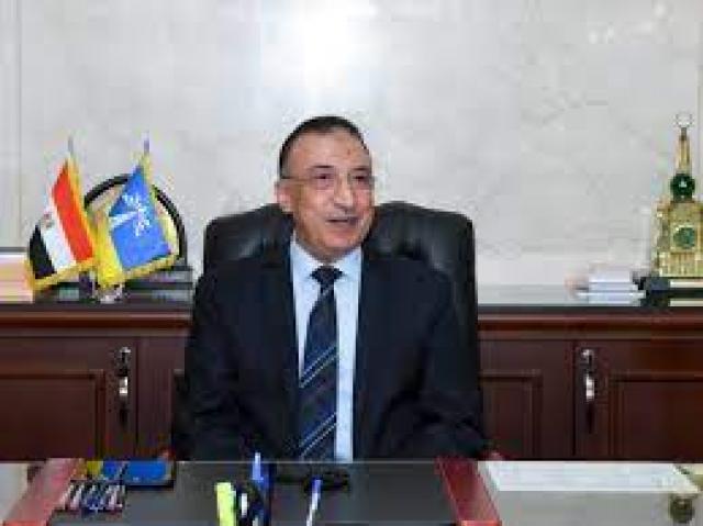 محافظ الإسكندرية يشدد على تطبيق قرار منع دخول الموظفين غير الحاصلين على لقاح كورونا