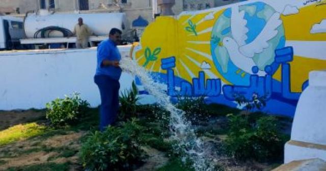محافظ الإسكندرية يشدد على رؤساء الأحياء لمواصلة تجميل وتطوير الحدائق