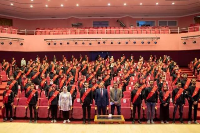  أسرة طلاب من أجل مص