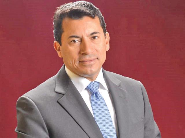 الدكتور أشرف صبحي