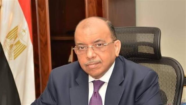 وزير التنمية المحلية يهنئ الرئيس السيسى ورئيس الوزراء بعيد تحرير سيناء