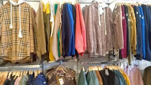 ضبط محل ملابس شهير بالاسكندرية يقلد علامة تجارية