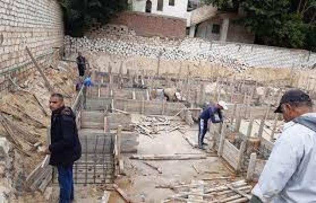 إيقاف أعمال بناء مخالف بأحد العقارات بحي العجمي بالإسكندرية