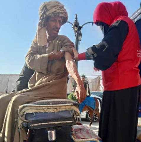 استمرار حملة تطعيم أصحاب عربات الحنطور بلقاح كورونا بالأقصر