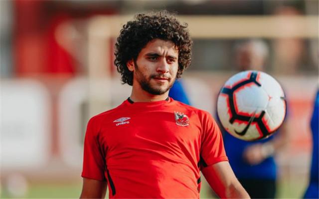 محمد محمود لاعب الأهلي