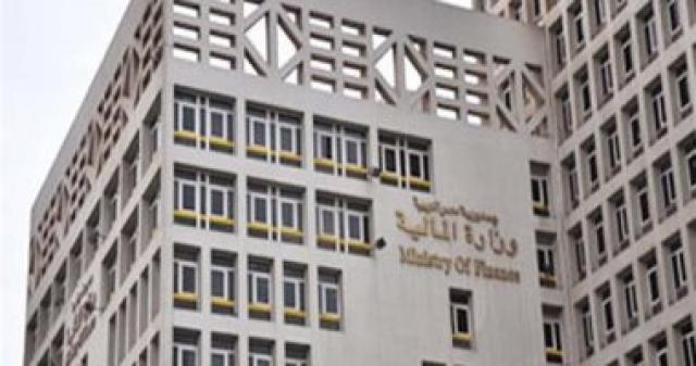المالية : 724.5 مليار جنيه إجمالي الإيرادات الضريبية في 10 أشهر