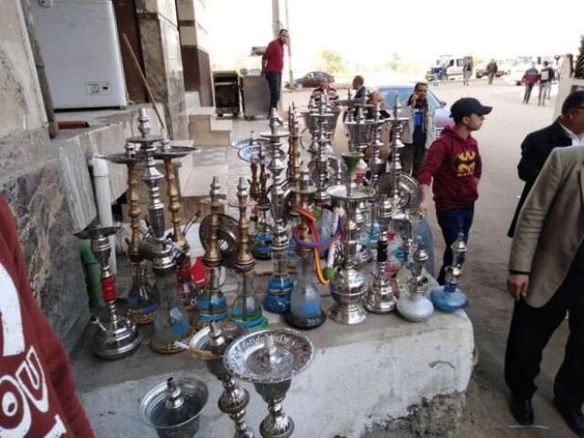إغلاق مقاه وكافيهات ومصادرة 32 شيشة في قرى المحلة الكبرى