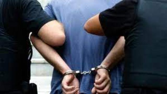 القبض على عاطل 