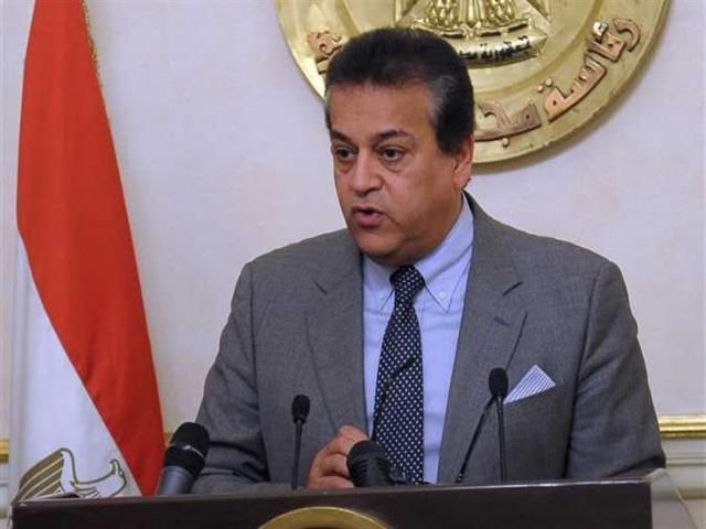 ”عبدالغفار” يعين عمرو قنديل رئيسًا لقطاع الطب الوقائي خلفا لـ”علاء عيد”