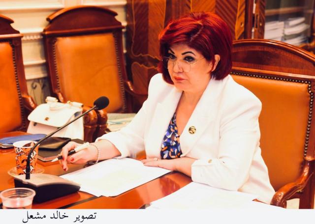  النائبة نورا على رئيس لجنة السياحة والطيران بمجلس النواب 