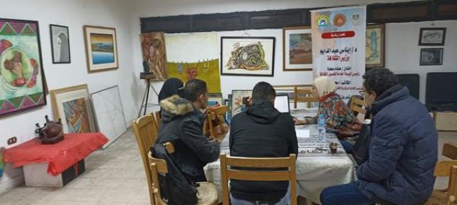 مناقشة عن «الزخارف الإسلامية» في فرع ثقافة الإسماعيلية مناقشة عن «الزخارف الإسلامية» في فرع ثقافة الإسماعيلية