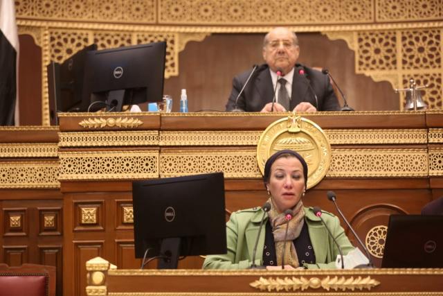 رئيس مجلس الشيوخ ووزيرة البيئة