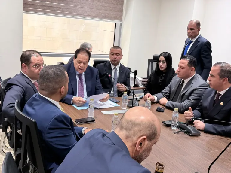 محمد أبو العينين: الفترة المقبلة صعبة في مجالات التنافس الصناعي.. ومنظومة الصناعة تحتاج إلى التطوير