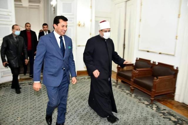 ️وزيرا الأوقاف والشباب والرياضة يبحثان سبل تكثيف التواصل مع الشباب ️وزيرا الأوقاف والشباب والرياضة يبحثان سبل تكثيف التواصل مع الشباب