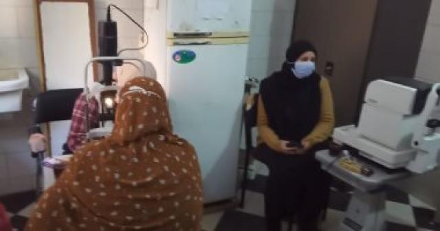 قافلة طبية للكشف على الأهالى بالوحدة الصحية فى ترعة ناصر بالأقصر