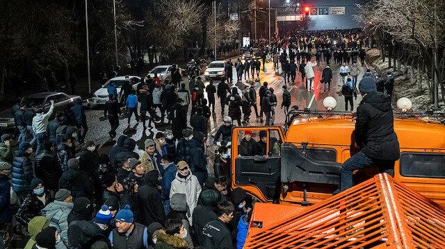 احتجاجات الكازاخية